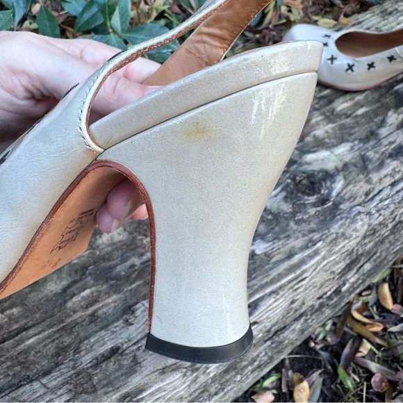 John Fluevog 8.5 M Prodigy Taupe Patent Leather Slingback Pumps Shoes Peru - Picture 6 of 14